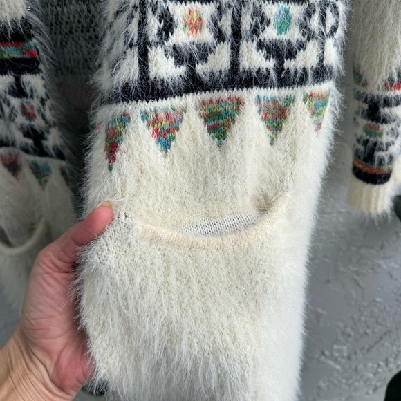 Anthropology My Michelle fuzzy long Aztec print boho long cardigan, size M - Picture 5 of 16